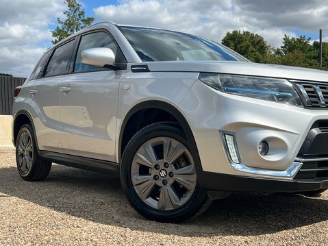 Suzuki Vitara SZ-T BOOSTERJET MHEV 14