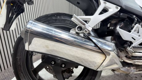 Honda VFR 2011 ONLY 22K NEW MOT SERVICED TOP BOX TOURER 800CC 24
