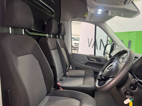 Volkswagen Crafter 2.0 Crafter CR35 Trendline TDI Auto 14