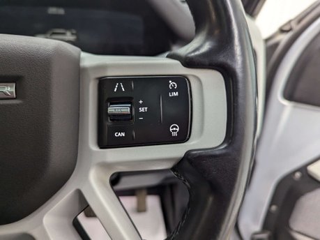 Land Rover Defender 3.0 Defender SE D MHEV Auto 4WD 5dr 77