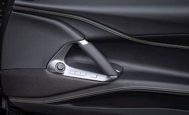 Ferrari 812 Superfast 18