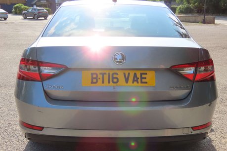 Skoda Superb 2.0 TDI SE Business Hatchback 5dr Diesel Manual Euro 6 (s/s) (150 ps) 6