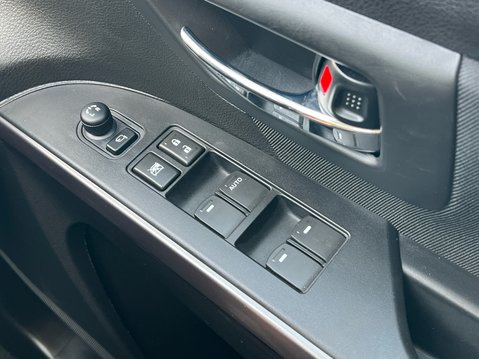 Suzuki S-Cross MOTION BOOSTERJET MHEV 37