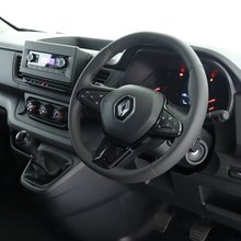 renault trafic short wheel base interior console view