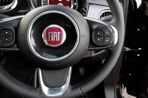 Fiat 500 DOLCEVITA PLUS MHEV 20