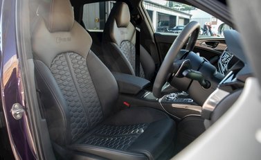 Audi RS6 Avant Performance 10