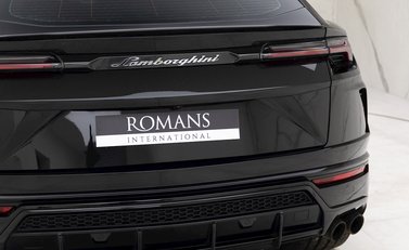 Lamborghini Urus 25