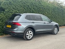 Volkswagen Tiguan 1.5 TSI Life SUV 5dr Petrol DSG Euro 6 (s/s) (150 34