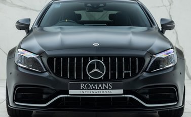 Mercedes-Benz C63 AMG S FINAL EDITION 7