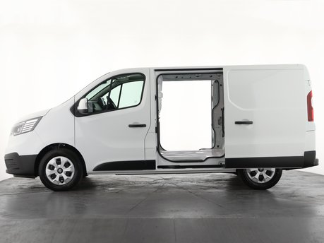 Renault Trafic SL30 90kW 52kWh Advance Van Auto 12