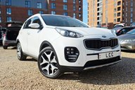 Kia Sportage CRDI GT-LINE ISG SAT NAV. 1 FORMER KEEPER,LAST OWNER 5 YEARS. 4