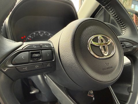 Toyota Aygo X VVT-I PURE 37