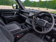 Land Rover Defender V8 Carpathian Edition 10