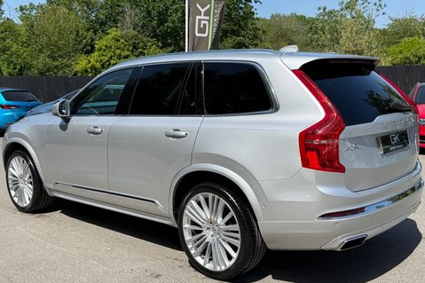 Volvo XC90 B5 INSCRIPTION PRO AWD -B&W -XENIUM PK -PAN ROOF -22S -SURROUND CAMERAS 2