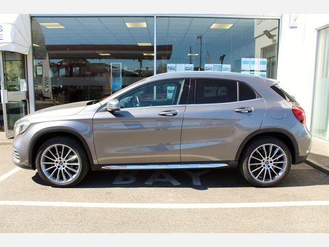 Mercedes-Benz GLA Class GLA 180 AMG LINE EDITION 2