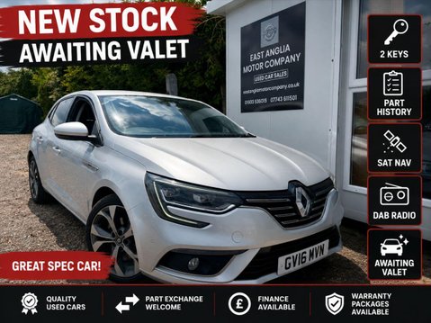 Renault Megane 1.6 dCi Signature Nav Hatchback 5dr Diesel Manual Euro 6 (s/s) (130 ps) 1