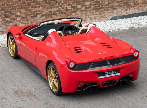 Ferrari 458 Spider 11