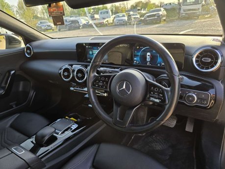 Mercedes-Benz A Class 1.5 A180d SE Hatchback 5dr Diesel 7G-DCT Euro 6 (s/s) (116 ps) 18