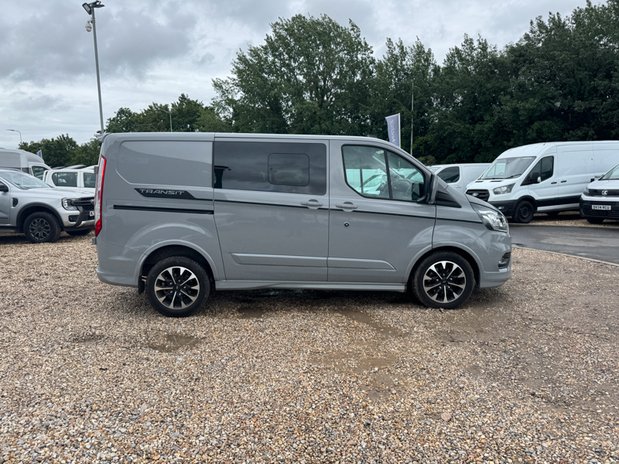 Ford Transit Custom Crew Cab AUTO SWB L1H1 Sport 320 Air Con Alloys Camera EURO 6 6