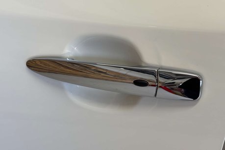 Nissan LEAF 40kWh N-Connecta Hatchback 5dr Electric Auto (150 ps) 65