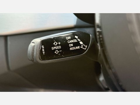 Audi S8 4.0 S8 V8 TFSI Quattro Auto 4WD 4dr 36
