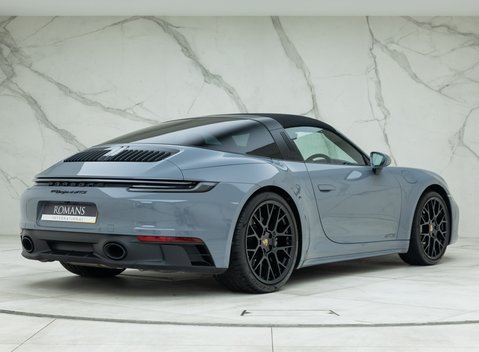 Porsche 911 Targa 4 GTS (992) 6
