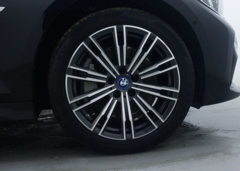 BMW 3 Series 2.0 330E M Sport Auto 5dr 14