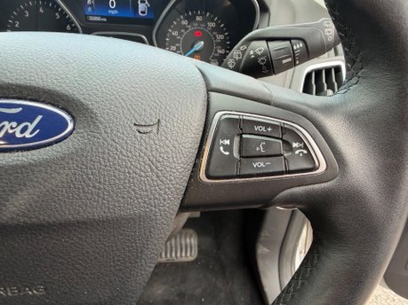 Ford Focus TITANIUM 14