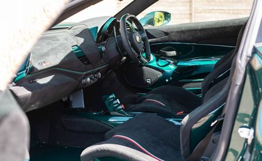 Ferrari 488 Pista 14