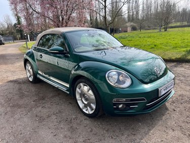 Volkswagen Beetle DESIGN TSI BLUEMOTION TECHNOLOGY DSG 1