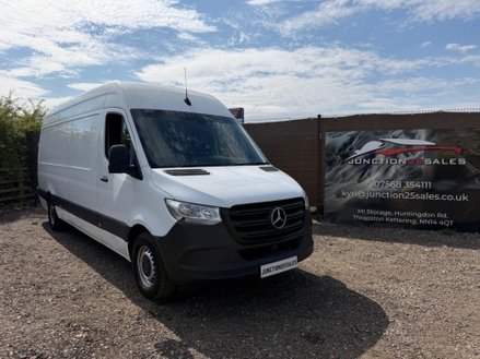 Mercedes-Benz Sprinter 2.0 315 CDI Progressive RWD L3 H2 Euro 6 (s/s) 5dr