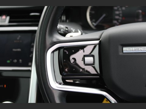Land Rover Discovery Sport R-DYNAMIC HSE PHEV 17