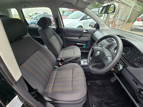 Volkswagen Polo S 9
