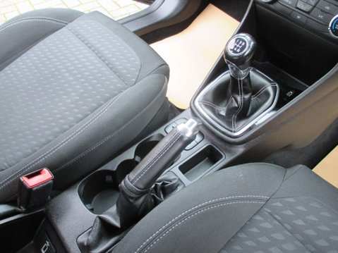 Ford Fiesta 1.1 Ti-VCT Zetec Euro 6 (s/s) 5dr 21