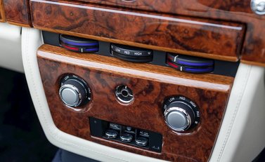 Rolls-Royce Phantom Drophead Coupe 23