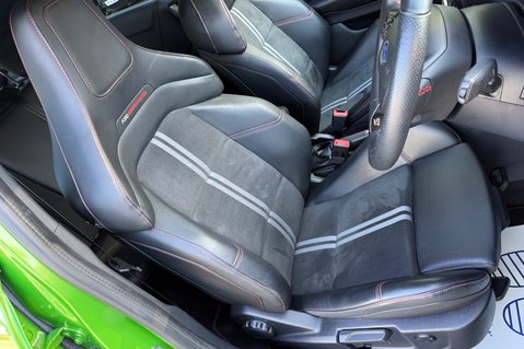Ford Puma ST - PERFORMANCE PACK -CAMERA -APPLE CARPLAY -DRIVER ASSISTANCE PACK 37