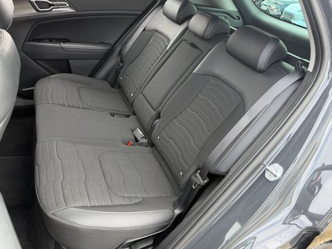 Kia Sportage 1.6T GDi HEV 4 5dr Auto 40