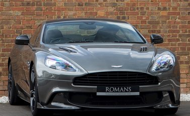 Aston Martin Vanquish S 1
