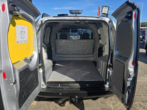 Fiat Fiorino 16V MULTIJET ADVENTURE 7