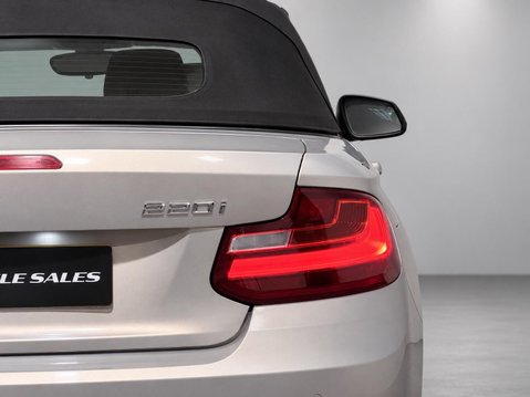 BMW 2 Series 2.0 220i Sport Euro 6 (s/s) 2dr 14
