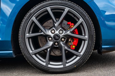 Ford Focus 2.3 Focus ST 5dr 32