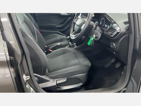 Ford Fiesta 1.0T EcoBoost Zetec Euro 6 (s/s) 5dr 6