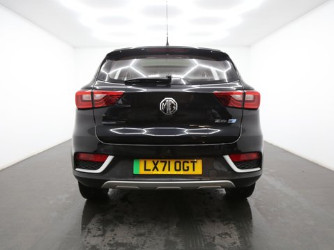 MG ZS 44.5kWh Exclusive Auto 5dr 6