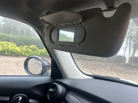 Mini Hatch 1.5 Cooper Euro 6 (s/s) 5dr 59