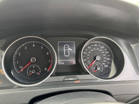 Volkswagen Golf SE NAVIGATION TSI BLUEMOTION TECHNOLOGY 23