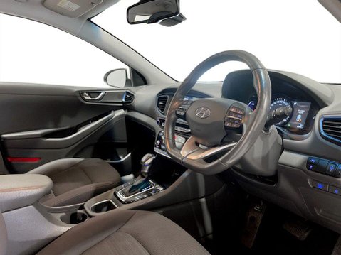 Hyundai IONIQ 1.6 h-GDi GPF Premium Hatchback 5dr Petrol Hybrid DCT Euro 6 (s/s) (141 ps) 12