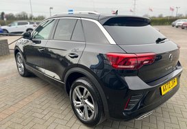 Volkswagen T-Roc R-LINE 2.0 TSI 4MOTION DSG AUTOMATIC 9