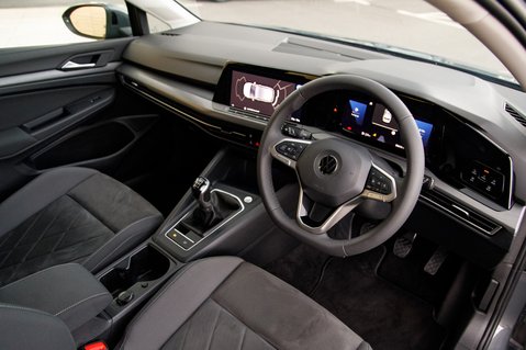 Volkswagen Golf STYLE TSI 4