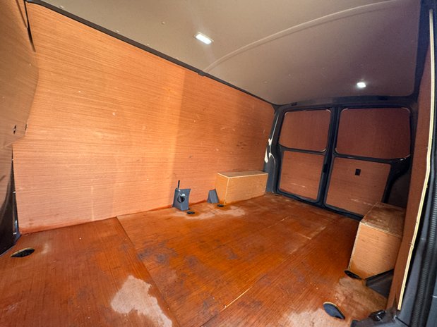 Volkswagen Transporter LWB L2H1 [SOLD MM] Low Roof Highline T30 Air Con Alloys Camera Sensors EURO 11