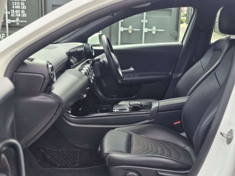 Mercedes-Benz A Class 1.5 A180d SE Hatchback 5dr Diesel 7G-DCT Euro 6 (s/s) (116 ps) 30